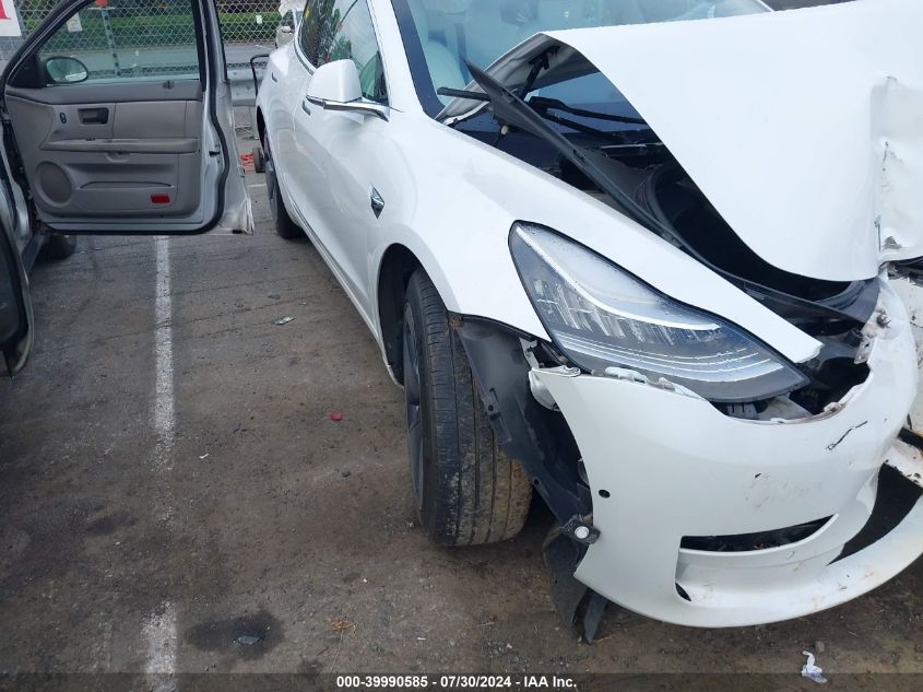 2020 Tesla Model 3 Standard Range Plus Rear-Wheel Drive/Standard Range Rear-Wheel Drive VIN: 5YJ3E1EA9LF718075 Lot: 39990585