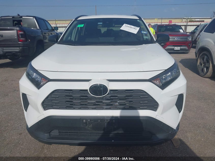 2019 TOYOTA RAV4 LE - JTMH1RFV9KD018760