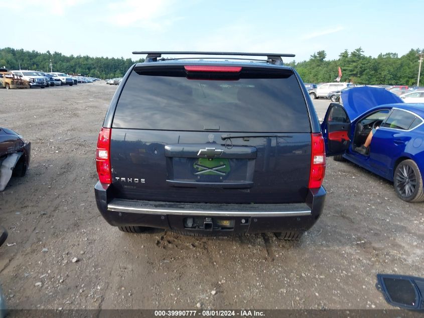 2013 Chevrolet Tahoe Ltz VIN: 1GNSKCE00DR215528 Lot: 39990777