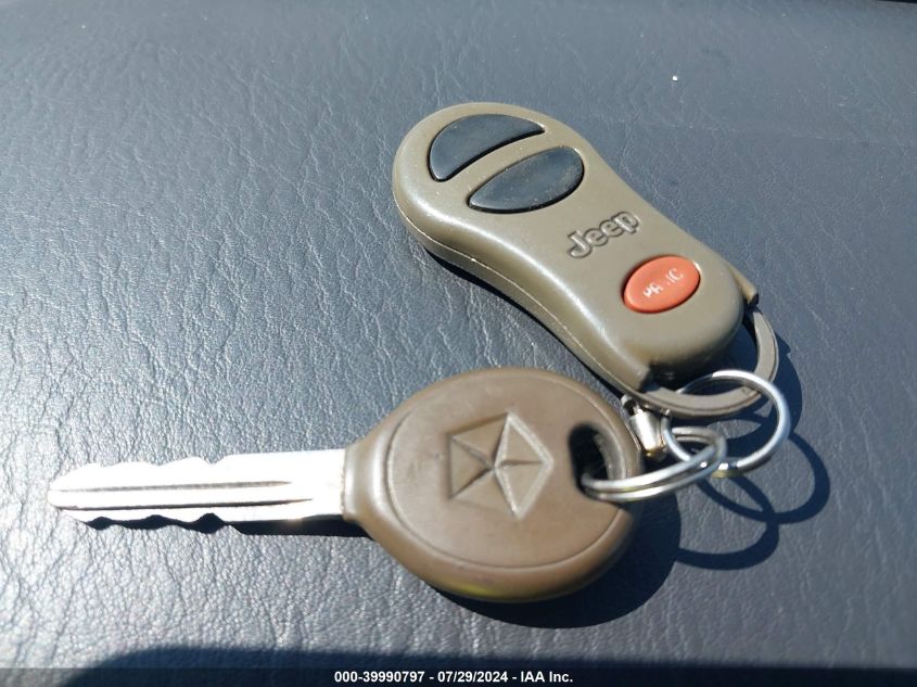 2000 Jeep Grand Cherokee Laredo VIN: 1J4GW48N3YC316369 Lot: 39990797