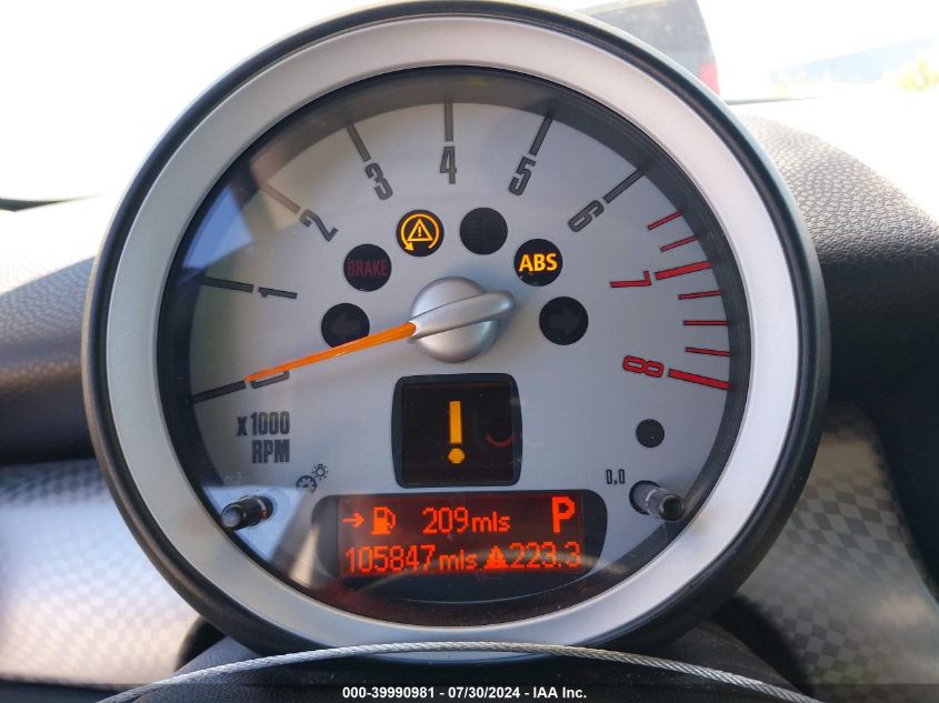 2010 Mini Cooper S S VIN: WMWMF7C57ATZ72806 Lot: 39990981