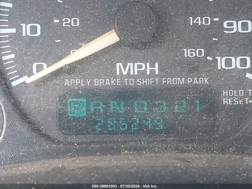 2002 Chevrolet Tahoe C1500 VIN: 1GNEC13Z52R154397 Lot: 39991003