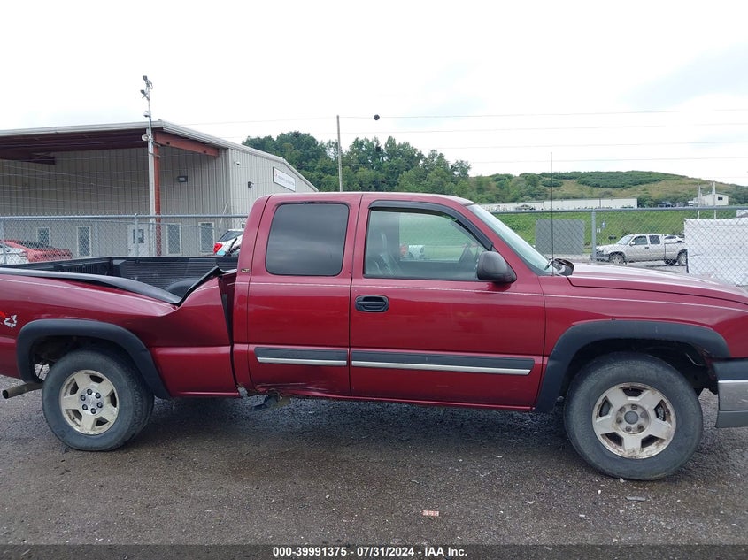 2004 Chevrolet Silverado K1500 VIN: 1GCEK19T24E379000 Lot: 39991375