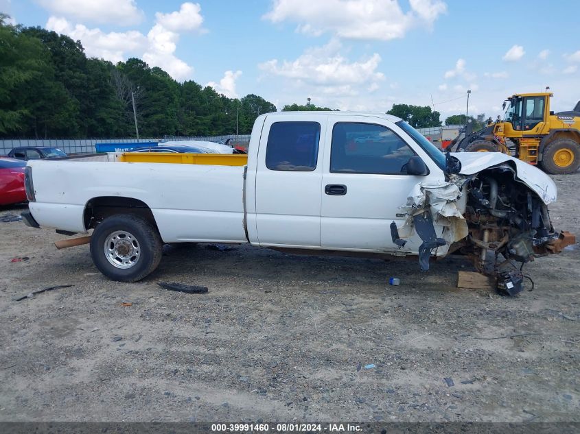 2004 GMC Sierra 2500Hd Work Truck VIN: 1GTHC29124E207211 Lot: 39991460