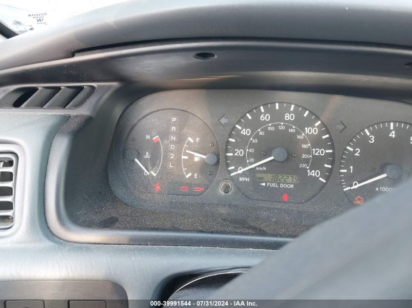 2000 Toyota Camry Le VIN: 4T1BG22K8YU979815 Lot: 39991544