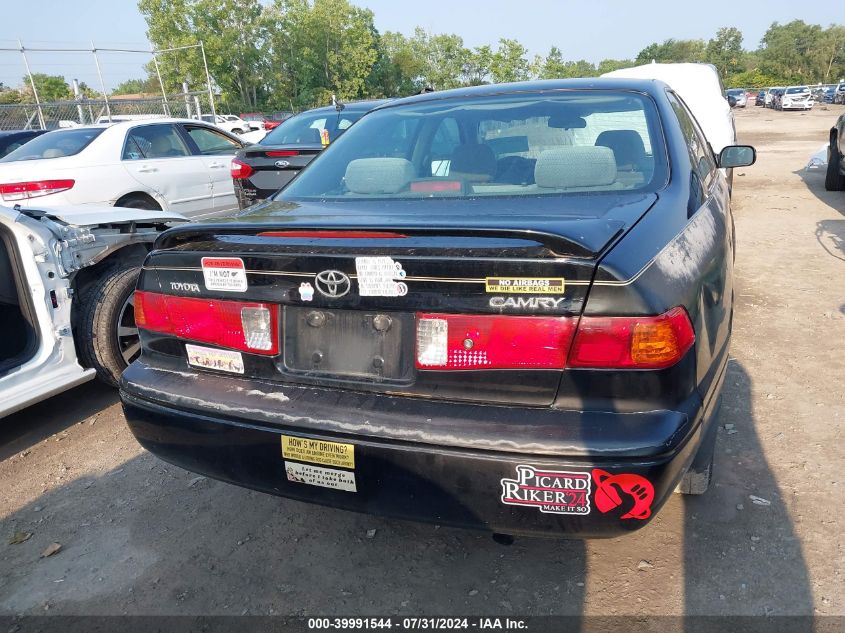 2000 Toyota Camry Le VIN: 4T1BG22K8YU979815 Lot: 39991544