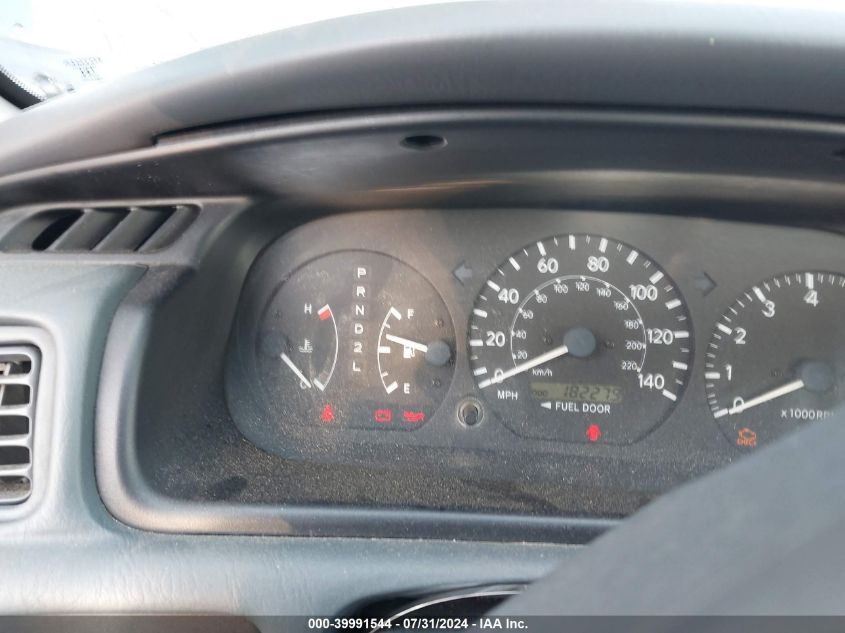 2000 Toyota Camry Le VIN: 4T1BG22K8YU979815 Lot: 39991544