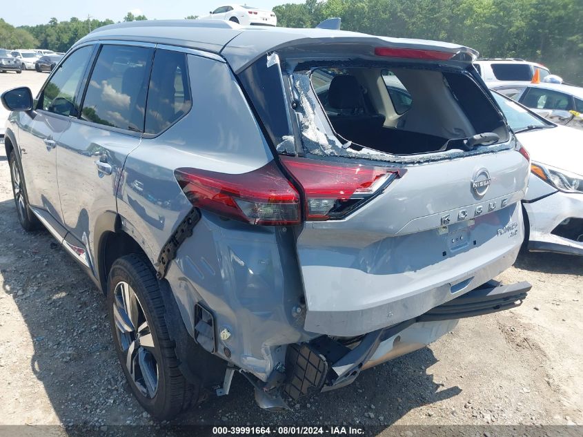 2022 Nissan Rogue Platinum Intelligent Awd VIN: JN8BT3DD2NW272282 Lot: 39991664