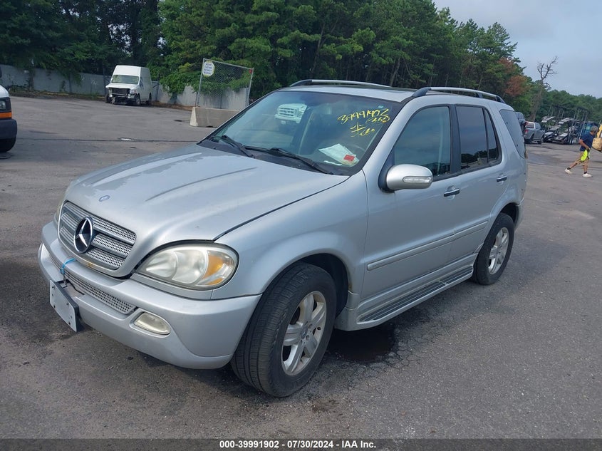 2005 Mercedes-Benz Ml 350 4Matic VIN: 4JGAB57E25A540248 Lot: 39991902