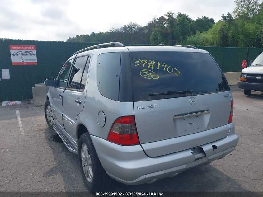 2005 Mercedes-Benz Ml 350 4Matic VIN: 4JGAB57E25A540248 Lot: 39991902