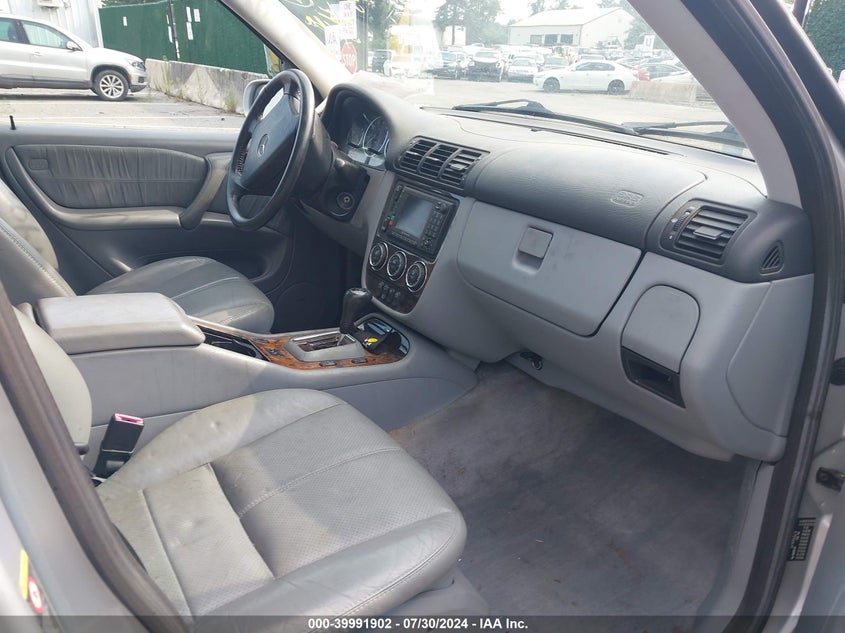 2005 Mercedes-Benz Ml 350 4Matic VIN: 4JGAB57E25A540248 Lot: 39991902