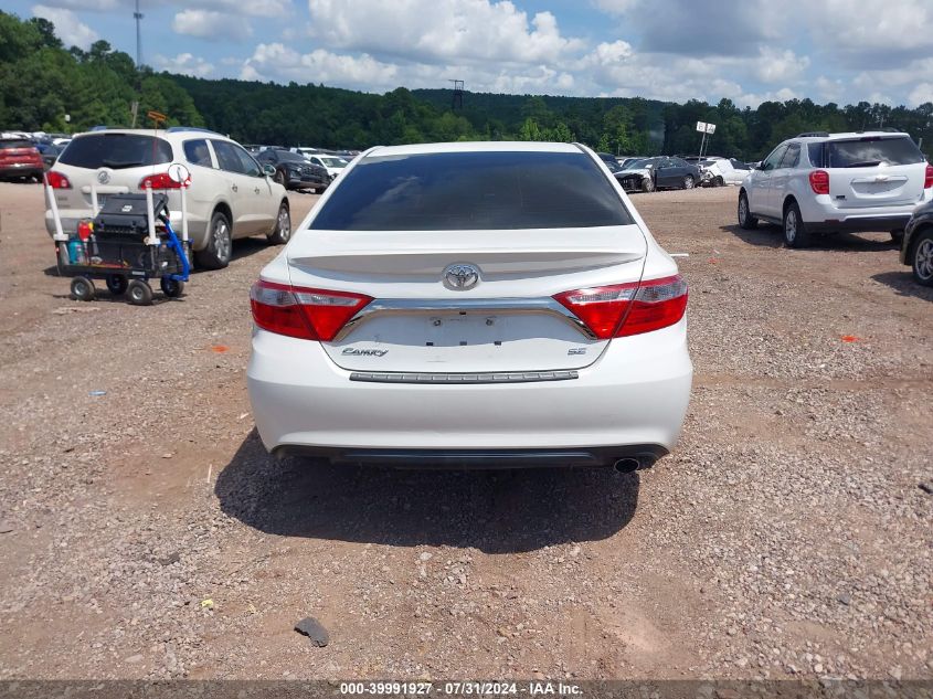 2016 Toyota Camry Le/Xle/Se/Xse VIN: 4T1BF1FK4GU256243 Lot: 40619665