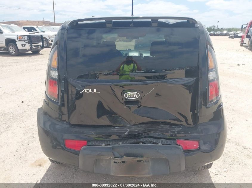 2011 Kia Soul + VIN: KNDJT2A2XB7350088 Lot: 39992022