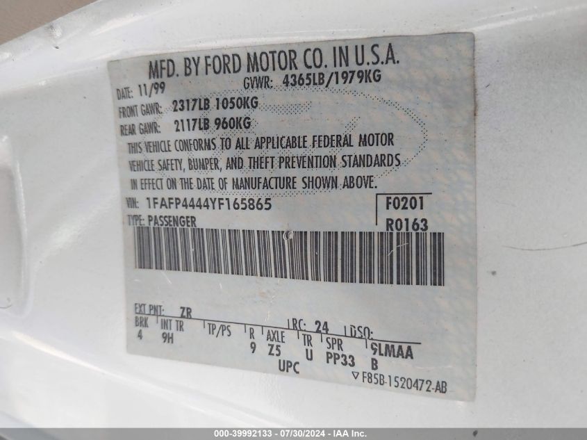 2000 Ford Mustang VIN: 1FAFP4444YF165865 Lot: 39992133