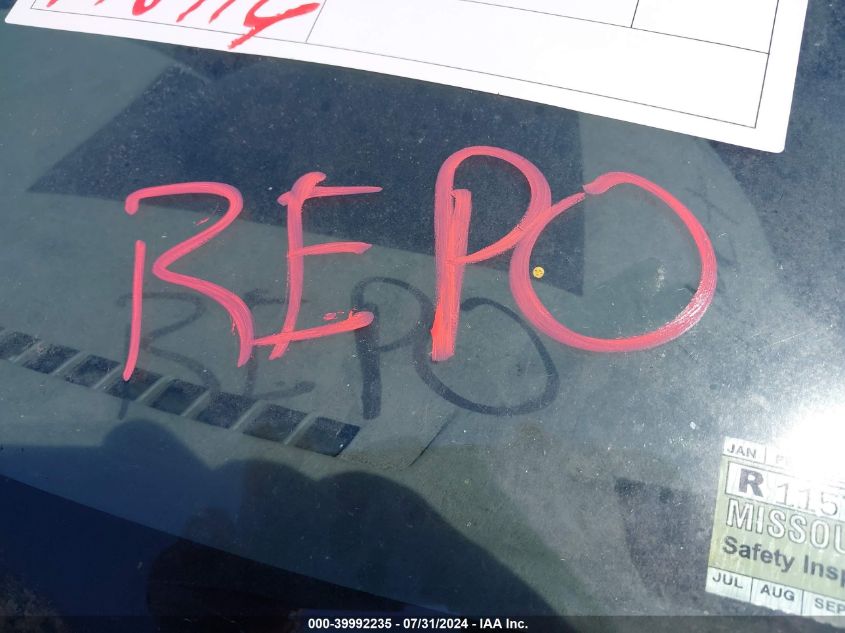 2002 Ford Escape Xlt VIN: 1FMYU04102KD10548 Lot: 39992235