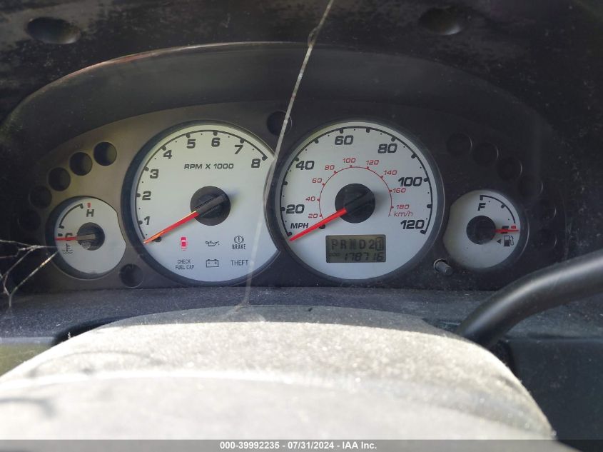 2002 Ford Escape Xlt VIN: 1FMYU04102KD10548 Lot: 39992235