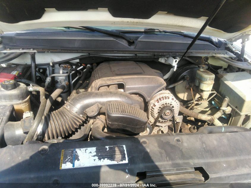 2010 Chevrolet Tahoe Ls VIN: 1GNUCAE00AR261141 Lot: 39992239