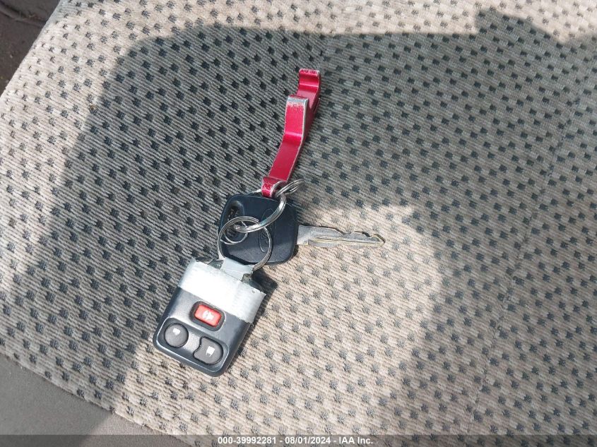 2002 Ford F-150 Lariat/Xlt VIN: 1FTRW08L82KE31584 Lot: 39992281