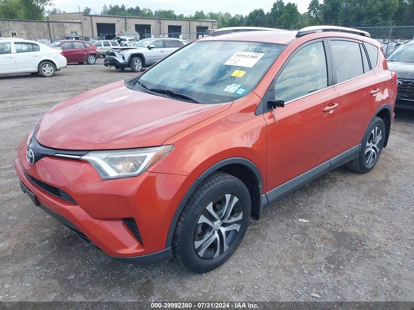 2016 TOYOTA RAV4 LE - JTMBFREV9GJ102739