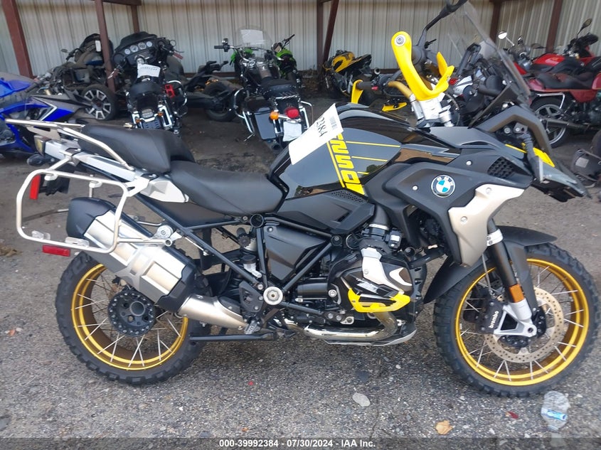 2022 BMW R 1250 GS WB10M0307N6F98365