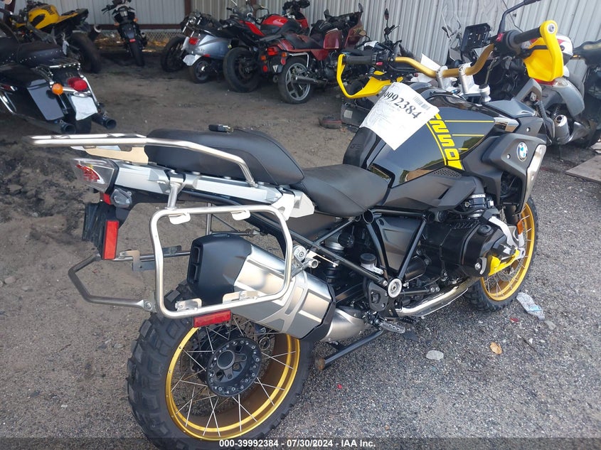 2022 BMW R 1250 GS WB10M0307N6F98365
