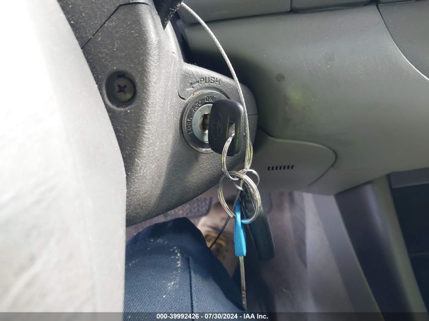 2004 Toyota Camry Le/Xle/Se VIN: 4T1BE32KX4U373745 Lot: 39992426