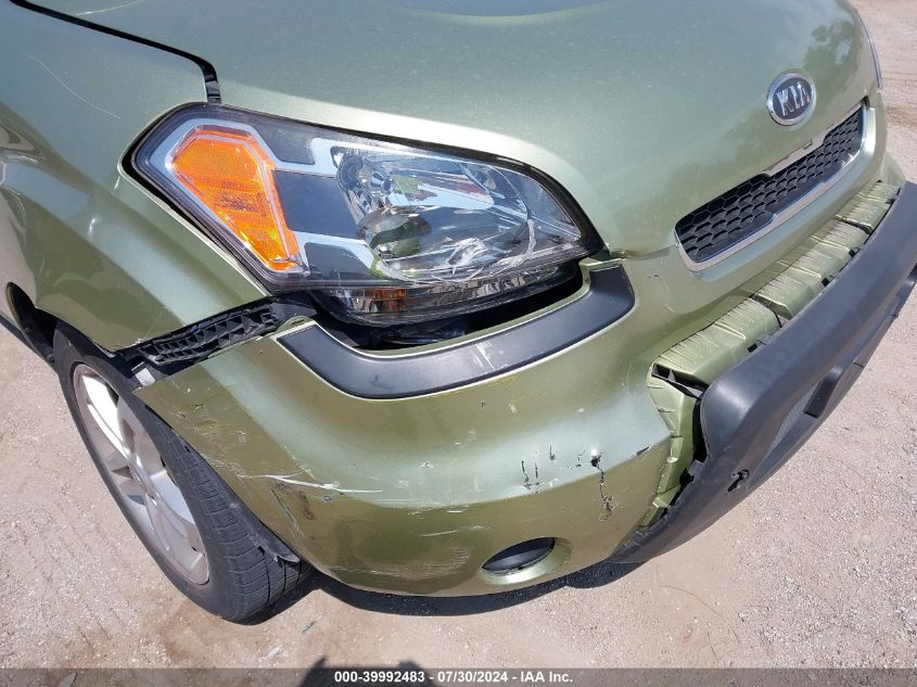 2011 Kia Soul + VIN: KNDJT2A23B7196341 Lot: 39992483