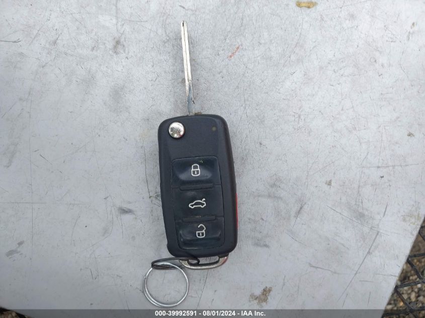 2012 Volkswagen Passat 2.0L Tdi Se VIN: 1VWBN7A36CC029451 Lot: 39992591