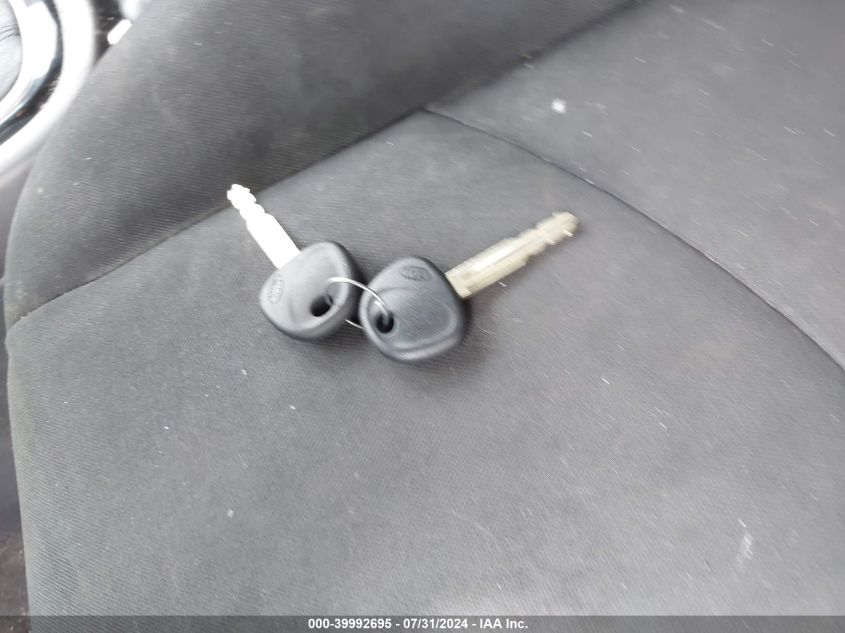 2012 Kia Soul + VIN: KNDJT2A67C7467986 Lot: 39992695