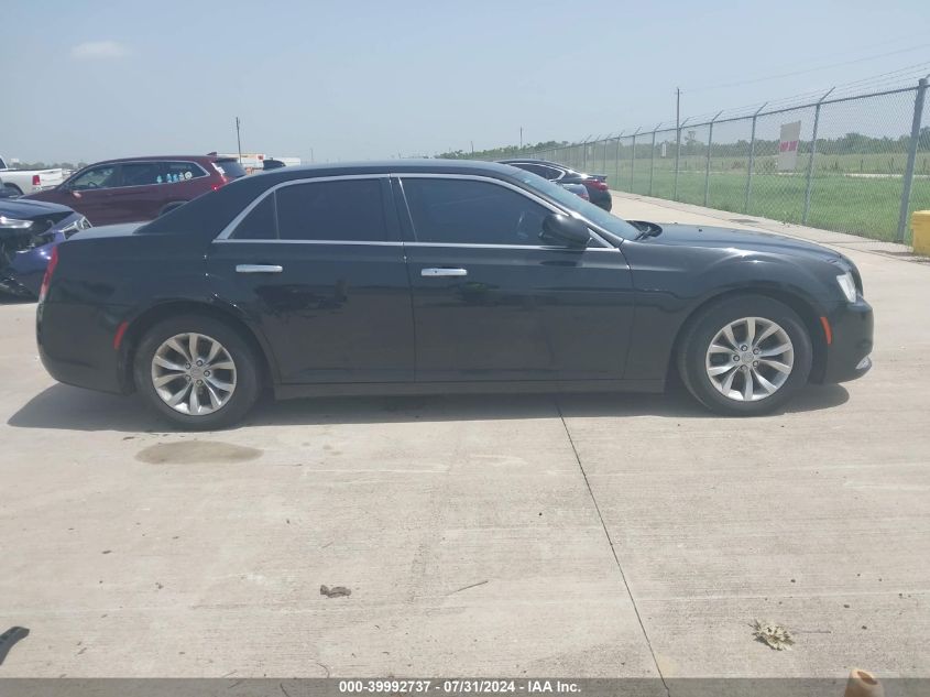 2015 Chrysler 300 Limited VIN: 2C3CCAAGXFH772553 Lot: 39992737