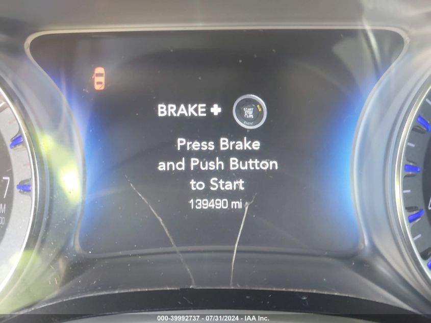 2015 Chrysler 300 Limited VIN: 2C3CCAAGXFH772553 Lot: 39992737