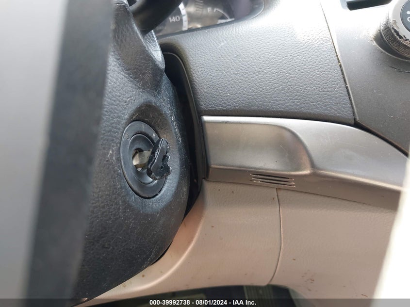 2010 Honda Accord 2.4 Ex VIN: 1HGCP2F78AA051915 Lot: 39992738