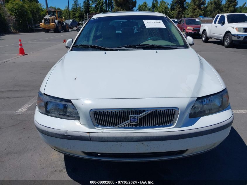 2004 Volvo V70 2.5T VIN: YV1SW59V142378240 Lot: 39992888