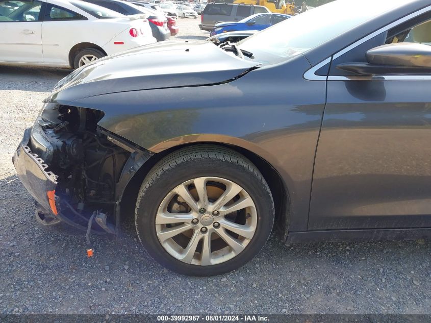 2015 Chrysler 200 Limited VIN: 1C3CCCAB0FN675899 Lot: 39992987