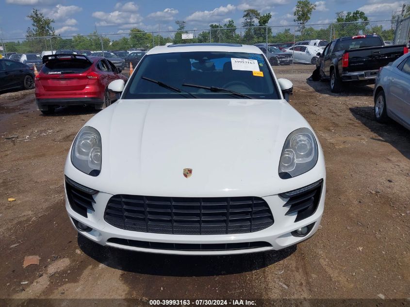 2017 Porsche Macan VIN: WP1AA2A58HLB01142 Lot: 39993163