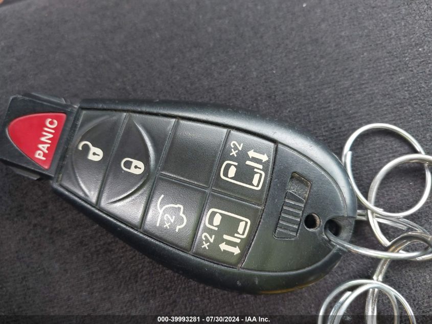 2011 Chrysler Town & Country Touring VIN: 2A4RR5DG0BR666084 Lot: 39993281