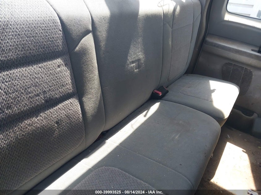 2003 Ford F-250 Lariat/Xl/Xlt VIN: 1FDNX20L63EC70277 Lot: 39993525