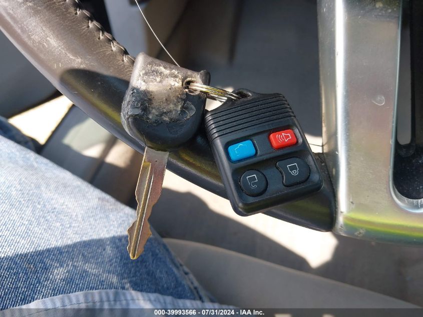 2008 Ford Mustang V6 Deluxe/V6 Premium VIN: 1ZVHT80N785167522 Lot: 39993566