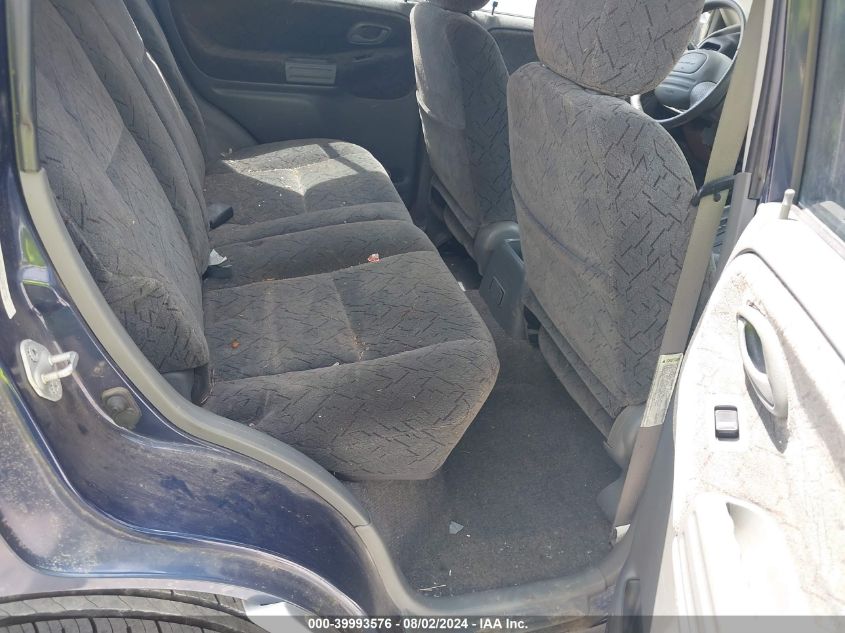 2001 Chevrolet Tracker Hard Top Lt VIN: 2CNBE634116927735 Lot: 39993576