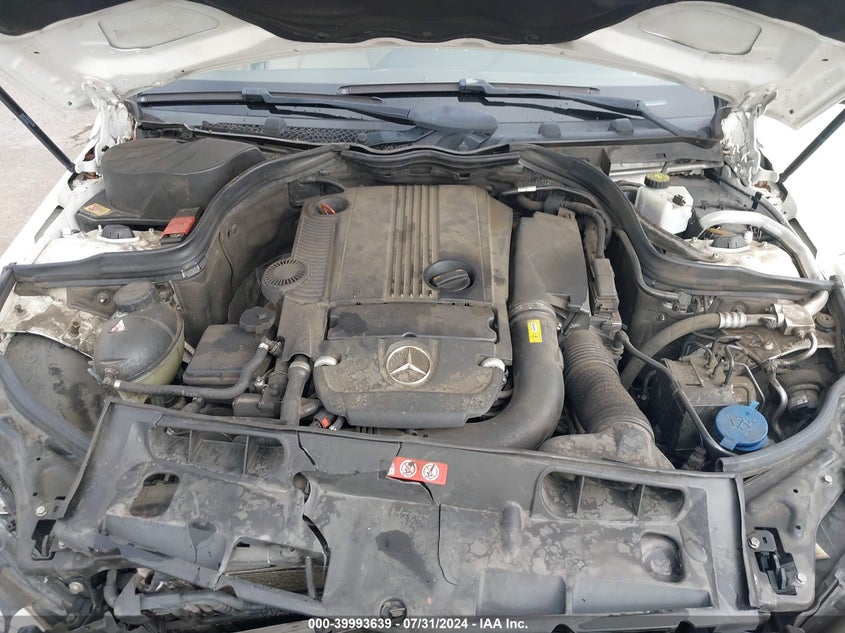 2014 Mercedes-Benz C 250 VIN: WDDGF4HB8EG237821 Lot: 39993639