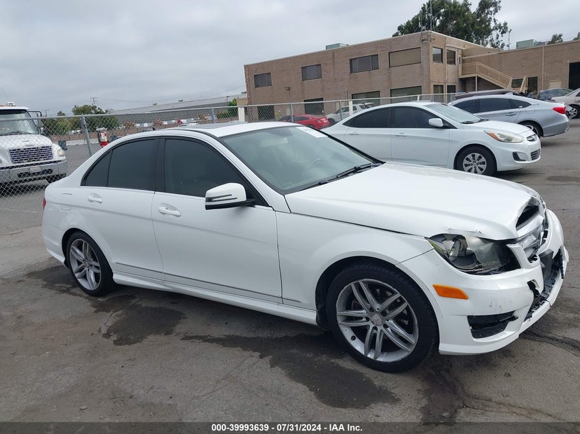 2014 Mercedes-Benz C 250 VIN: WDDGF4HB8EG237821 Lot: 39993639