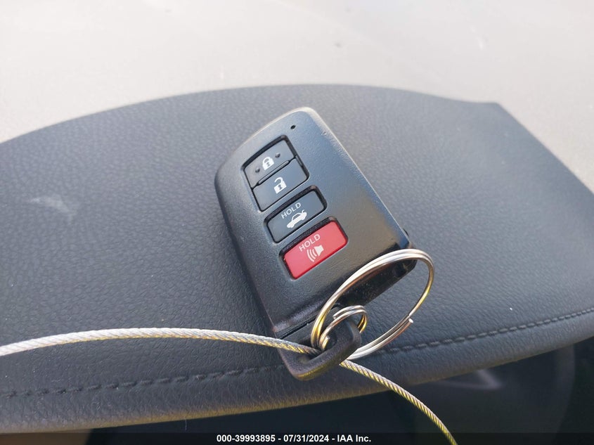 2017 TOYOTA COROLLA SE - 2T1BURHE6HC782033