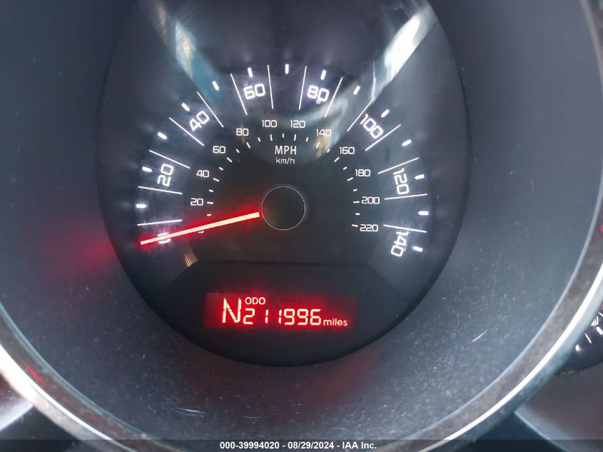 2011 Kia Soul + VIN: KNDJT2A2XB7346560 Lot: 39994020