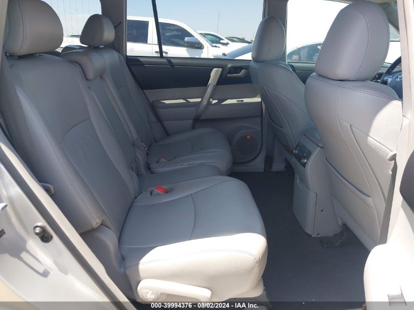 2011 Toyota Highlander Se V6 VIN: 5TDBK3EH8BS042998 Lot: 39994376