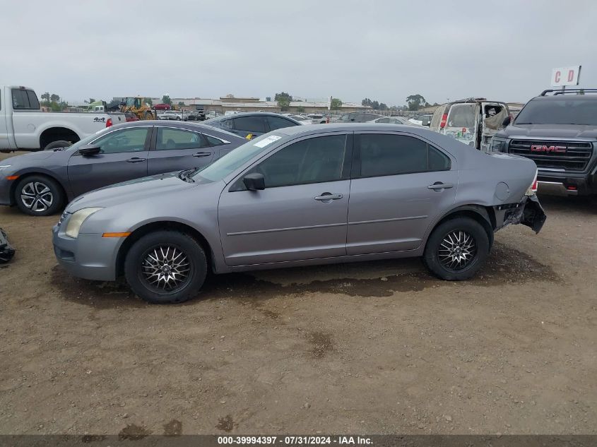 2007 Ford Fusion S VIN: 3FAHP06Z07R111832 Lot: 39994397