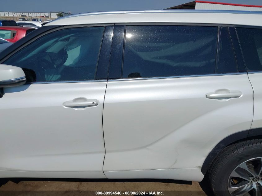 2021 Toyota Highlander Xle VIN: 5TDGZRAH9MS071827 Lot: 39994540