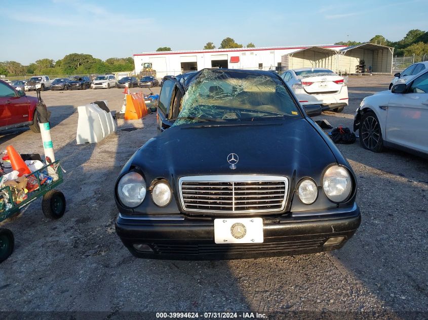 1998 Mercedes-Benz E 320 VIN: WDBJF65F8WA687880 Lot: 39994624