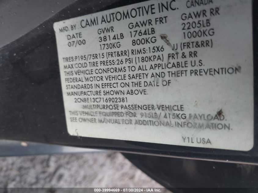 2001 Chevrolet Tracker Hard Top Base VIN: 2CNBE13C716902381 Lot: 39994669