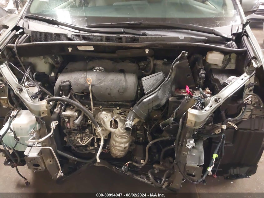 2019 TOYOTA SIENNA XLE - 5TDDZ3DC2KS219460