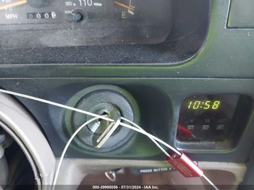 1996 Toyota Tacoma Xtracab VIN: 4TAVL52N4TZ185961 Lot: 39995056